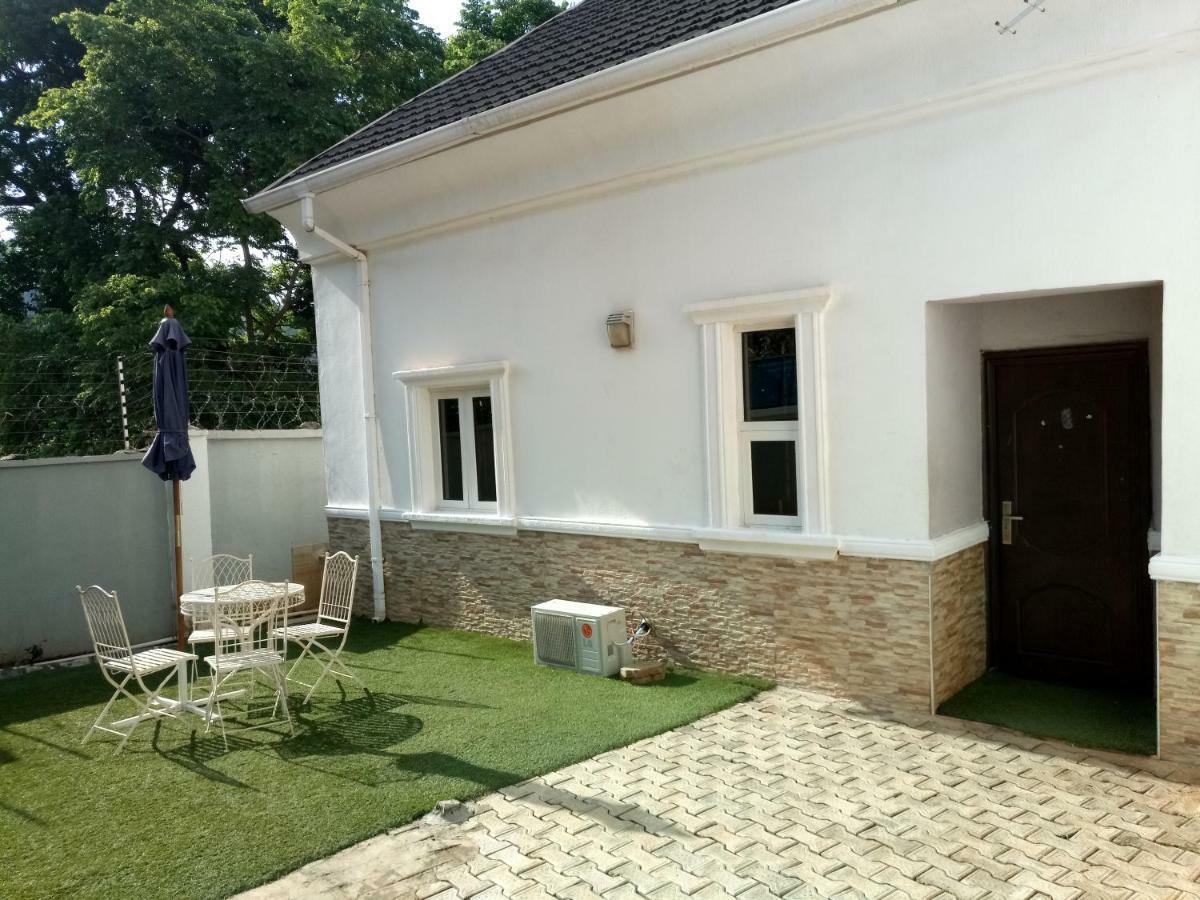 Kh Lodge Abuja Kültér fotó